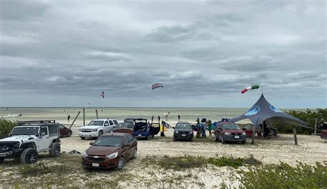 Kitesurfing In Playa Delfines Canc N Mexico Kite Jungle