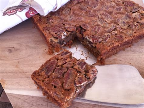 Pecan Pie Bars with Graham Cracker Crust - Recipe! - Live. Love. Laugh. Food.