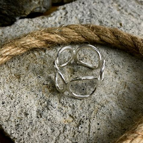 Basic Themed Workshop Metals And Gems Jewelry Studio