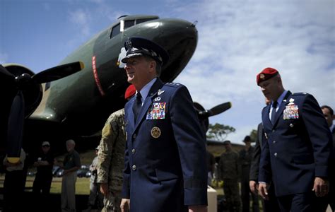 Former Kentucky Air Guardsman Receives Air Force S Top Medal For Valor