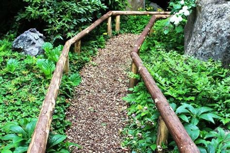 Wood Chip Garden Path Garden Paths Budget Garden Perfect Garden