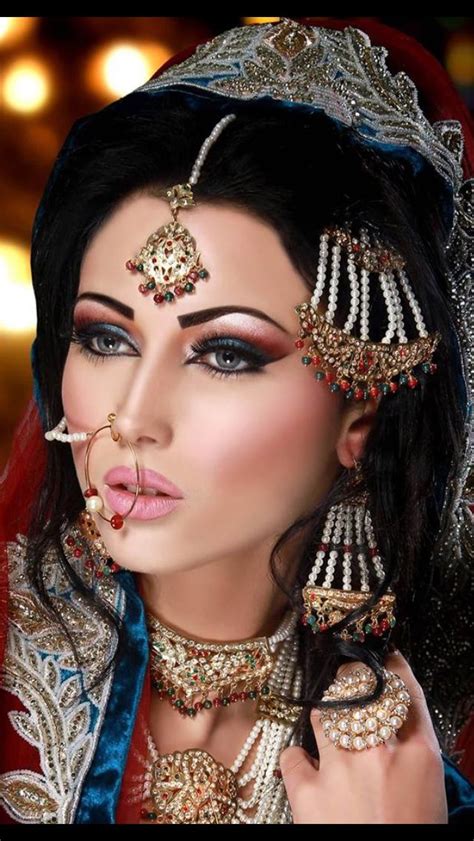 Step By Step Arabic Party Wear Bridal Eye Complete Face Makeup