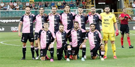 Palermo Debutto Di Rigore Contro Il Latina 2 0 Dal Dischetto Con