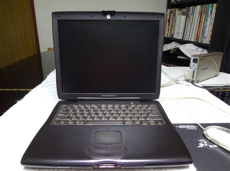 Powerbook G3 “Lombard” | Lone Avenger