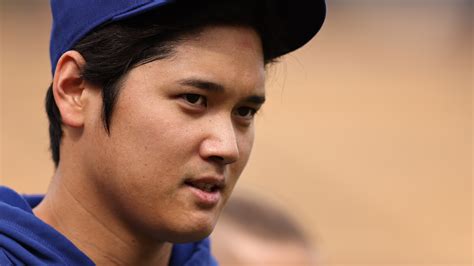 Shohei Ohtani da la cara por 12 minutos en Los Ángeles para culpar a su