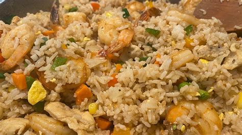 How To Cook Chicken Shrimp Fried Rice Youtube