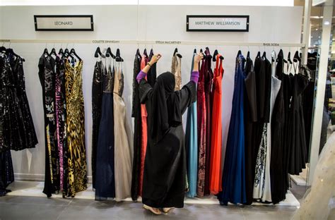 In Taking Jobs Women Take On A Saudi Taboo The New York Times