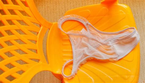 L histoire du string des origines à nos jours Évolution d une icône de la lingerie