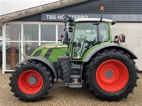 Fendt 720 Vario kúpiť použitý a nový stroj technikboerse