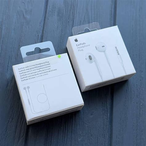 Купить Наушники Apple EarPods with Mic 3.5 mm Headphone Plug Original ...