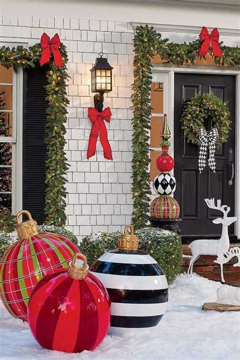 New Great Garden Decorating Ideas For Christmas That Will Boost The