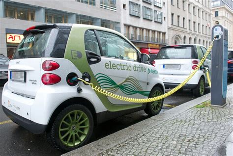 Eu Kommission Genehmigt Deutsche Elektroauto Prämie Politik