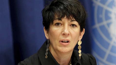 Ghislaine Maxwell Cómplice De Jeffrey Epstein Fue Sentenciada A 20 Años De Prisión Por Tráfico