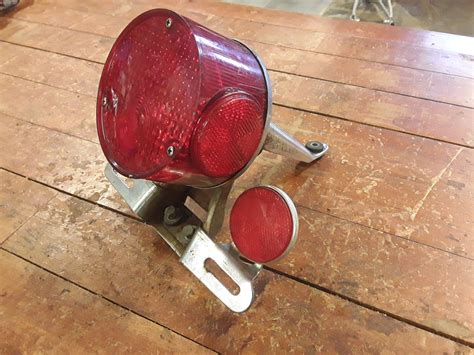 1973 77 Yamaha Rd125 Rd200 Tx500 Tx650 Xs500 Xs650 Tail Light 341 84751 61 93 371 84710 61