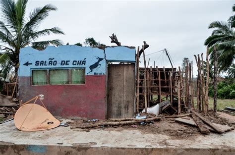 Rescuers Struggle To Reach Mozambique Cyclone Victims The Citizen