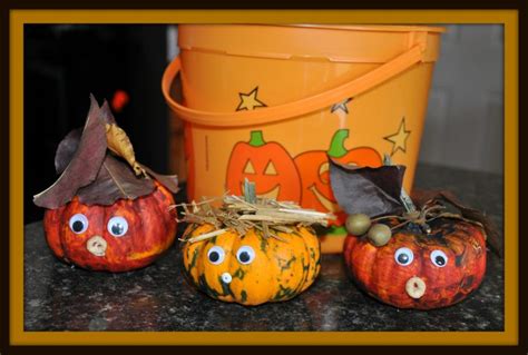 Halloween-crafts-mini pumpkin craft – Fun Littles