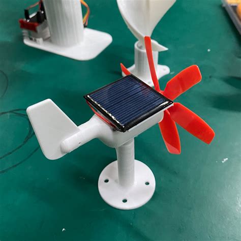 China Spiral Wind Turbine Supplier Micro Wind Turbine With LED Light