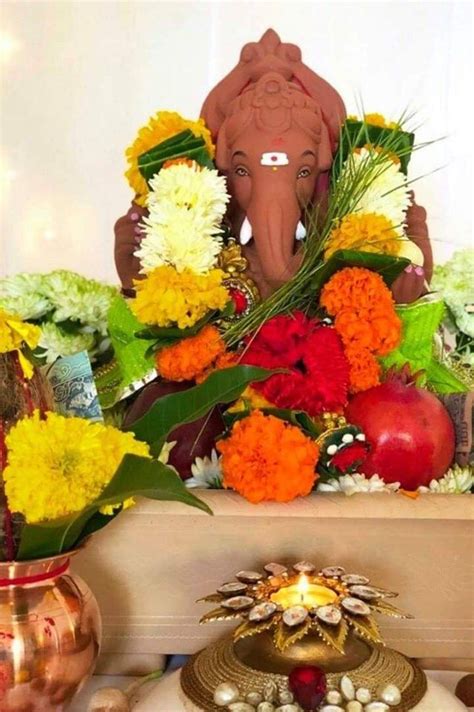 Pin By Eesha Jayaweera On Ganesh Srt Ganesh Chaturthi Decoration