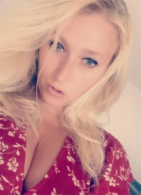 Boobs Bimbo 6K On Twitter Love Boobies Go Follow Now