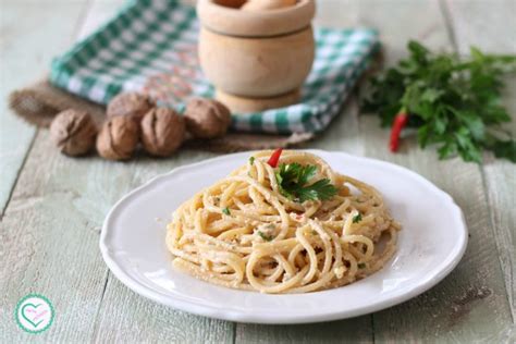 Spaghetti Alle Noci Primo Piatto Veloce Cucina PreDiletta