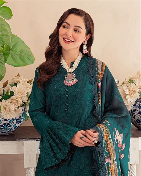 Pin By Kanwal On Pakistani Actresses Simple Trendy Outfits Simple