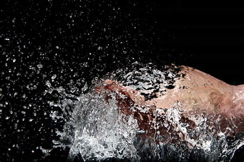 280 Globo De Agua Explotando Fotografías De Stock Fotos E Imágenes Libres De Derechos Istock