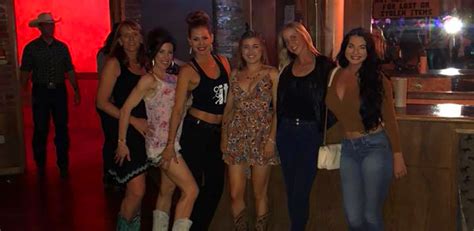 Great Ways To Meet An Aurora Milf In