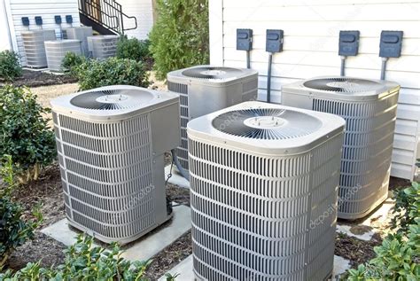 Air Conditioning Units At Apartment Complex — Stock Photo