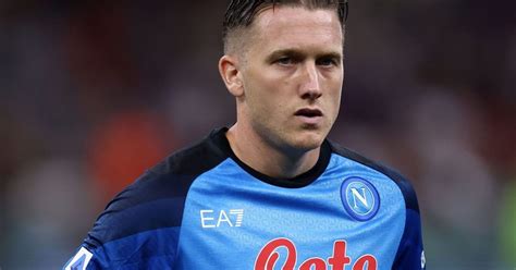 Juventus Giuntoli Agevolerebbe L Arrivo Di Zielinski