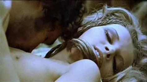 Naked Elisabeth Felchner In Finalmente Le Mille E Una Notte