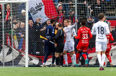 Mina fem intryck från HIFVärnamo 01 Hårda dueller och mycket kamp