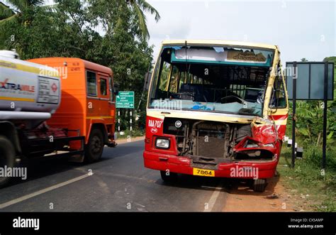 Road Accident Pictures In Kerala