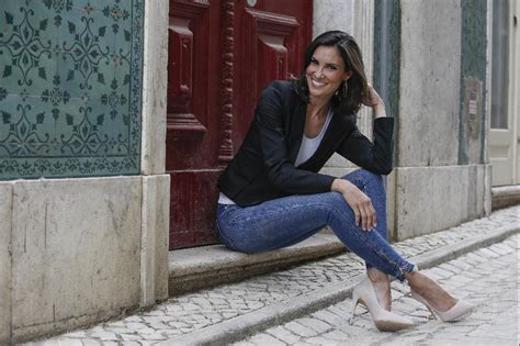 Em L Grimas Daniela Ruah Recorda O Avc Do Pai E Confessa Foi Super