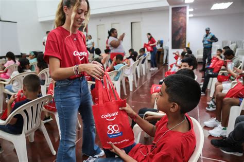 Colgate Supera Cifra De Ni Os Alcanzados En Con Programa Sonrisas