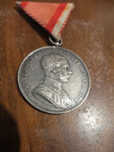 BELLE MÉDAILLE Médaille du Courage EMPIRE AUSTRO HONGROIS GROS MODULE