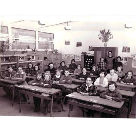 Photo De Classe Ecole Des Filles De 1970 Ecole Primaire De Filles