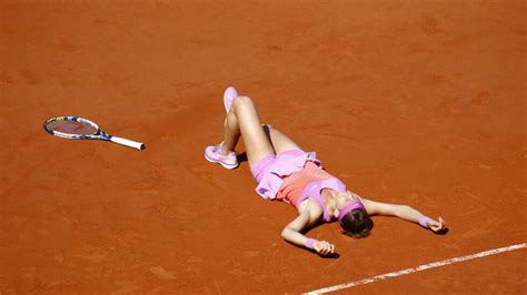 Safarova Through To Roland Garros Final Flu Struck Serena Remains