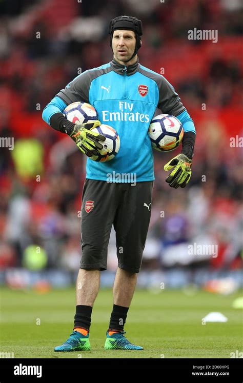 Arsenal Goalkeeper Petr Cech Stock Photo Alamy