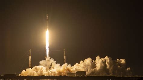 Spacex Launches 54 Gen 2 Satellites That Can Connect Directly To Cellphones