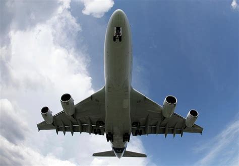 Paura Sull Aereo Firenze Francoforte Fumo In Cabina Atterraggio D