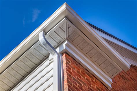 Gutter Comparison Sectional Gutters Vs Seamless Gutters And Why