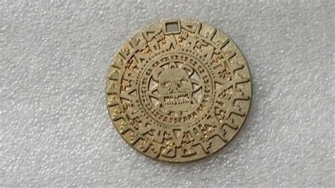 Mexican Maya Aztec Calendar Prophecy Culture Gold Plated Souvenir Coin