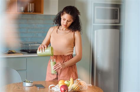 El Papel De La Nutrici N En La Salud Del Piso P Lvico Uroginec Logo