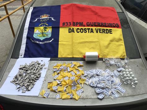 Pm Apreende Drogas Ap S Troca De Tiros Criminosos Em Angra Dos Reis