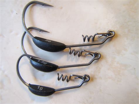 Les hameçons simples Weighted Finesse Swimbait 7315 SL de VMC