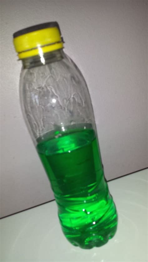 Baby Sensory Play - Baby Sensory Bottles - https://babynotincluded.co.uk
