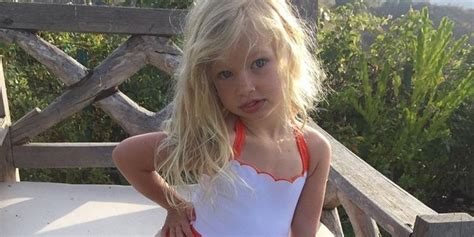 Jessica Simpsons Daughter Maxwell Channels Her Moms Swimsuit Pose