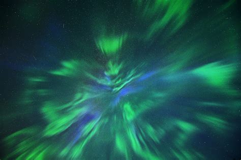 The light stuff: Canada’s aurora borealis | Canadian Geographic