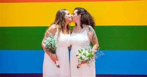 Entenda o que está por trás da tentativa de proibir o casamento homoafetivo