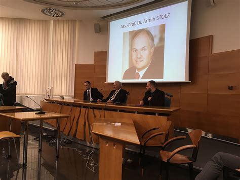 Auszeichnung F R Ass Prof Dr Armin Stolz Institut F R Ffentliches
